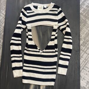 Maeve Black and White V-Neck Sweater with Bold Stripes